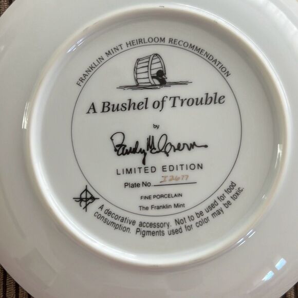 Franklin Mint Heirloom Plates of 3, Beginner’s Luck, Three to Boot, A Bushel of - Picture 7 of 7